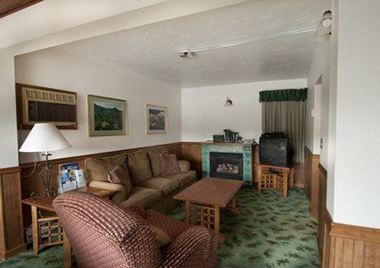 Quality Placid Hotel 2*